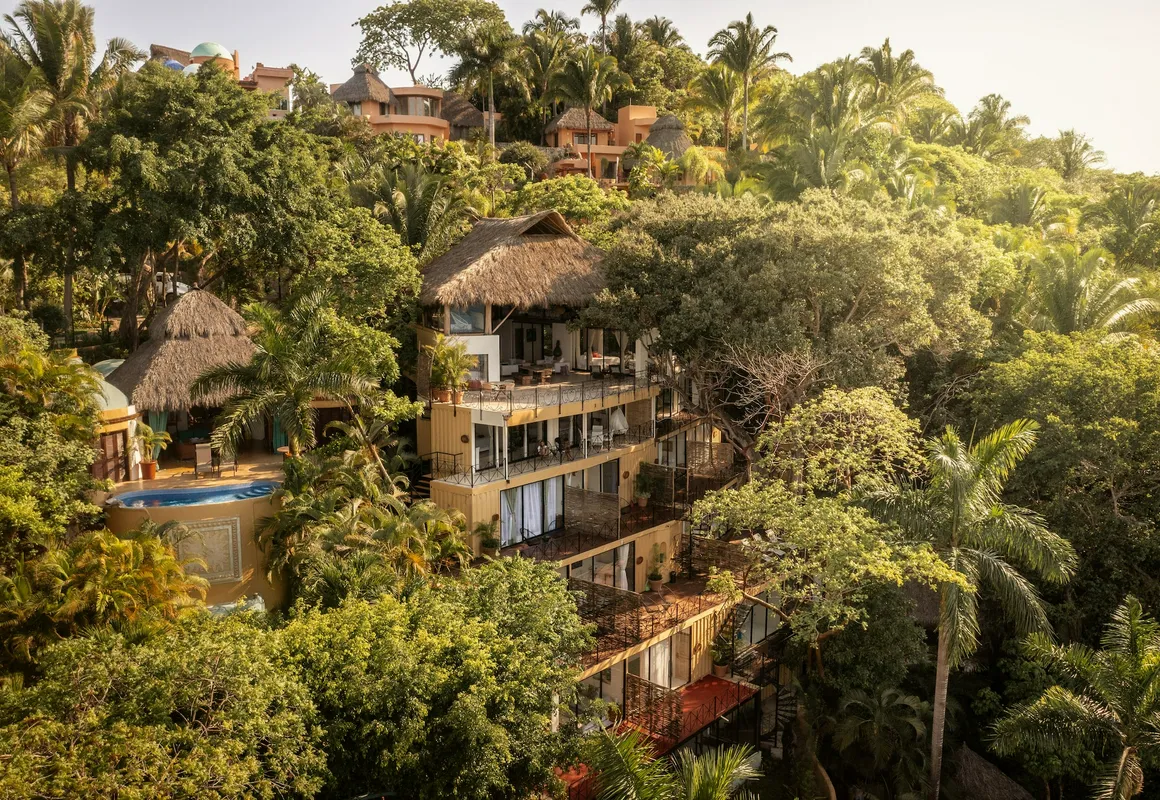 Local Tribe de México hotel hero