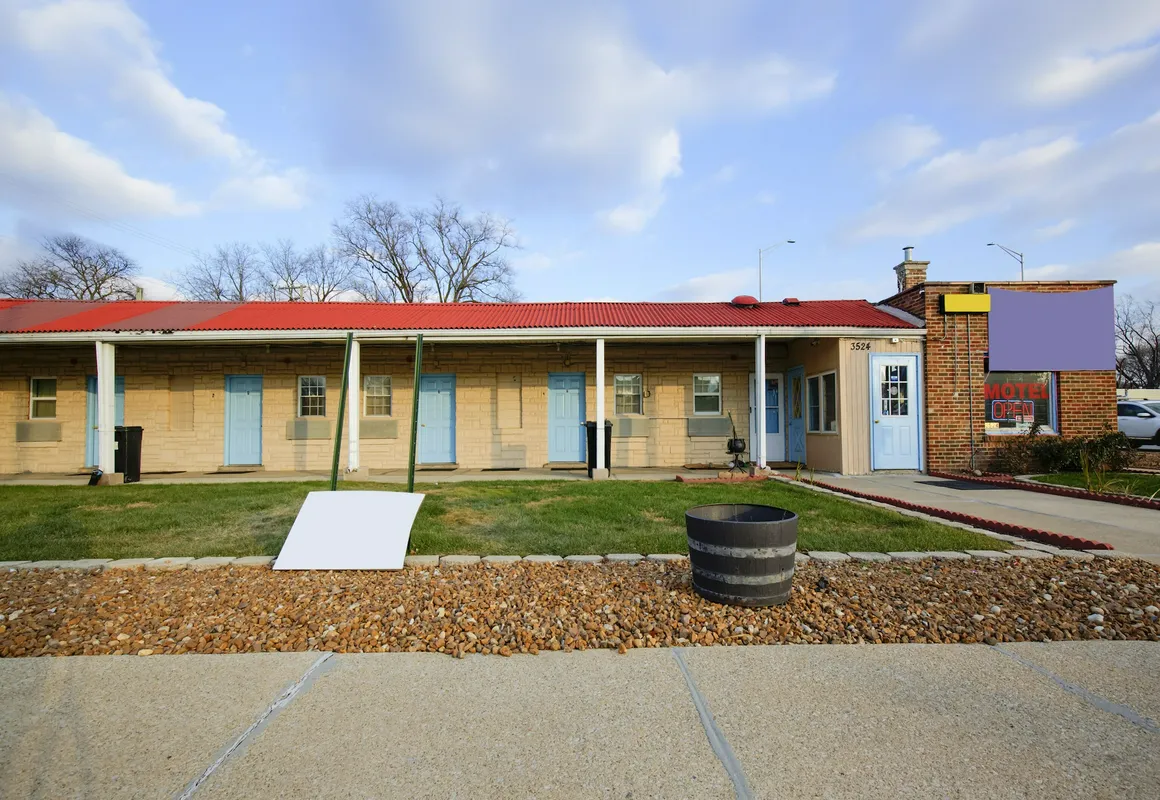 Hotel O Markham IL near Harvey/Tinley Park hotel hero