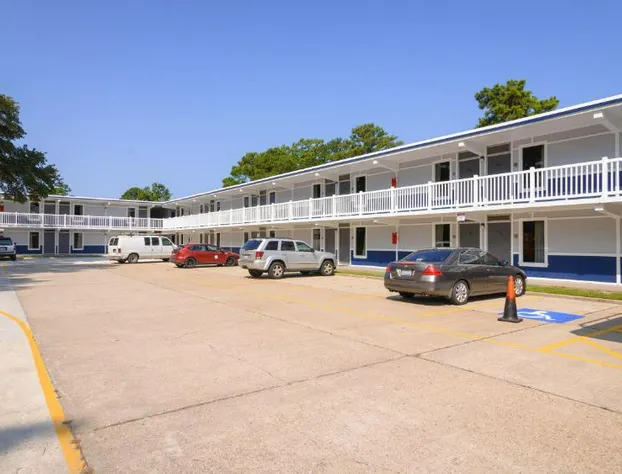 Heart of Manteo Motor Lodge hotel detail image 3