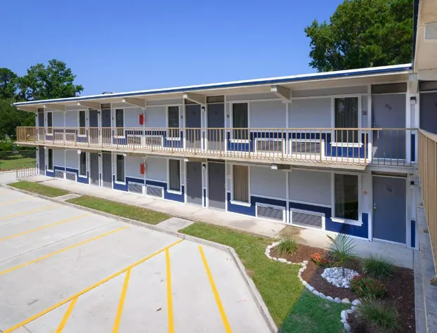 Heart of Manteo Motor Lodge hotel detail image 1