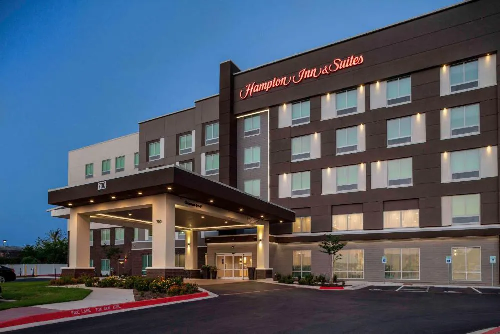 Hampton Inn & Suites Cedar Park North Austin hotel hero