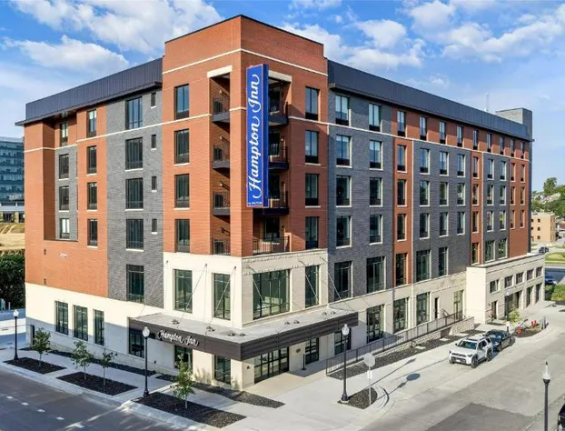 Hampton Inn by Hilton Omaha UN Medical Center Area hotel detail image 1