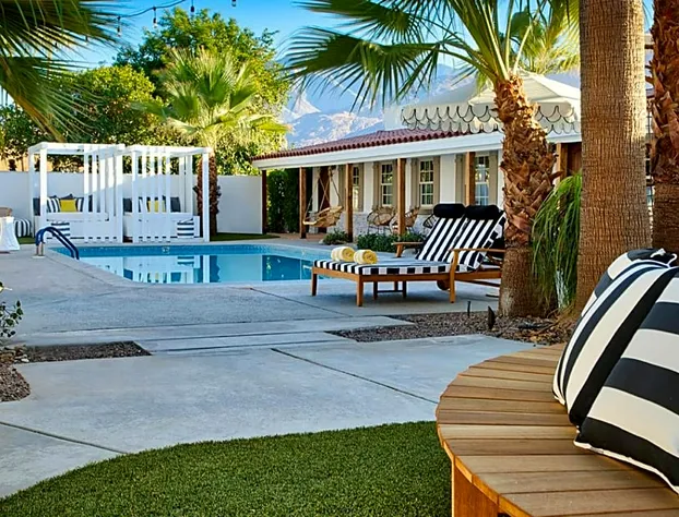 Dive Palm Springs hotel detail image 2