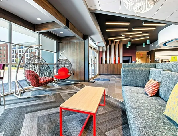 Tru by Hilton Chapel Hill hotel detail image 2