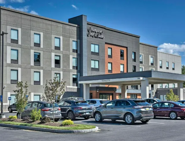Hampton Inn & Suites Keene hotel detail image 2