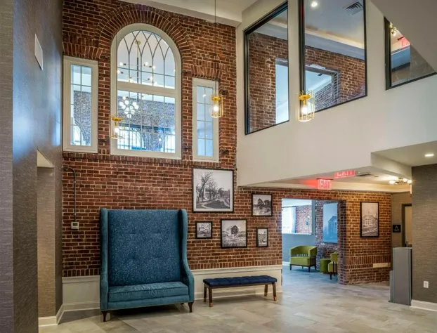 Hampton Inn & Suites Huntington Downtown hotel detail image 3