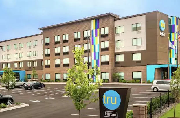 Tru by Hilton McKinney hotel detail image 1