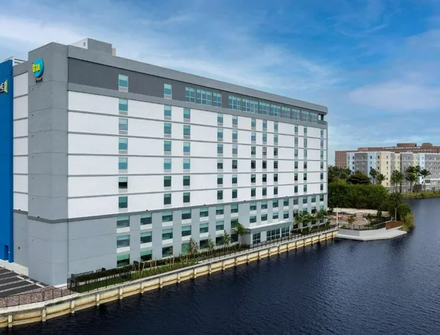 Home2 Suites by Hilton Miami Airport South Blue Lagoon hotel detail image 3