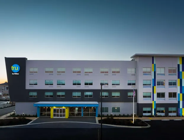 Tru By Hilton Tupelo hotel detail image 2