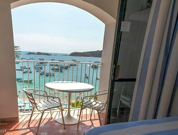 Acamar Beach Resort Acapulco hotel detail image 1