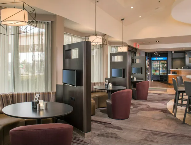 Courtyard by Marriott Houston Northeast hotel detail image 3