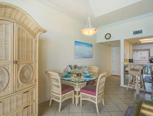 Long Beach by Forehand Rentals hotel detail image 3