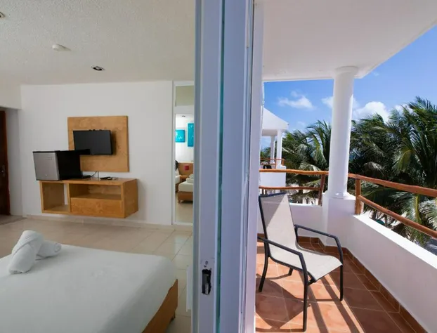 Hotel & Beach Club Ojo de Agua hotel detail image 3