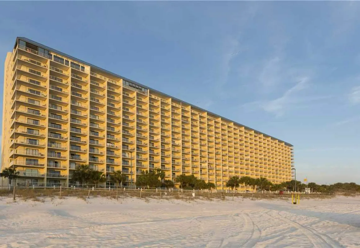 Summit Beach Resort by Royal American Beach Getaways hotel hero