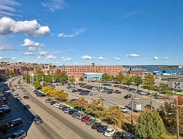 Aloft Portland Downtown Waterfront ME hotel detail image 3