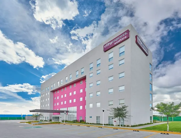 City Express Suites by Marriott Silao Aeropuerto hotel detail image 2