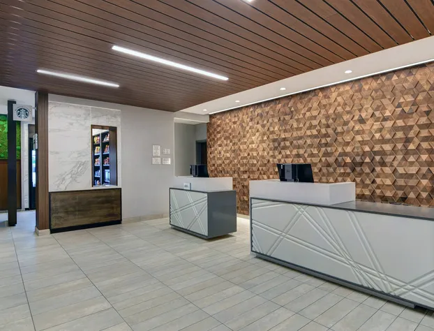 Courtyard by Marriott Manhattan Aggieville hotel detail image 4