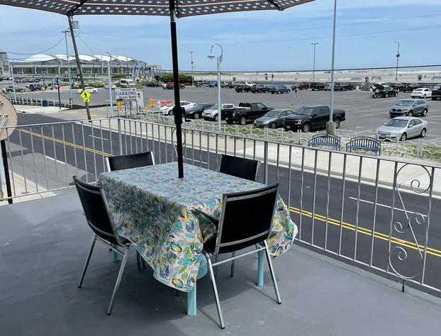 Searay Motel hotel detail image 2