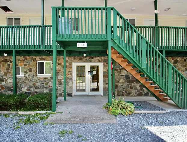 Westbrook Inn Lake George hotel detail image 2