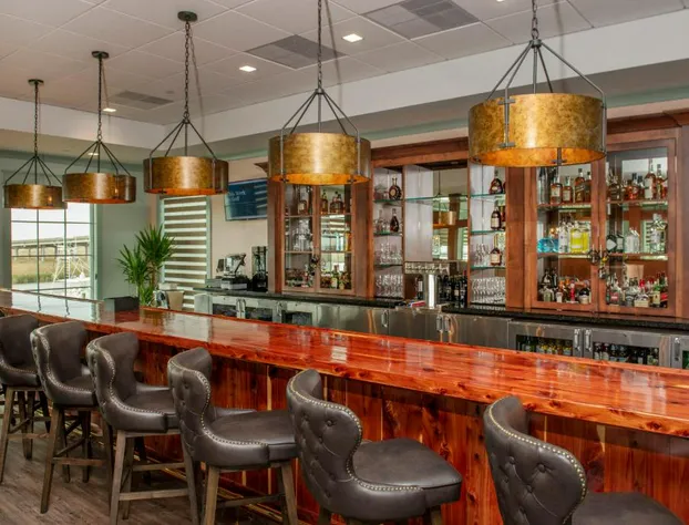 Oaks on the River hotel detail image 4