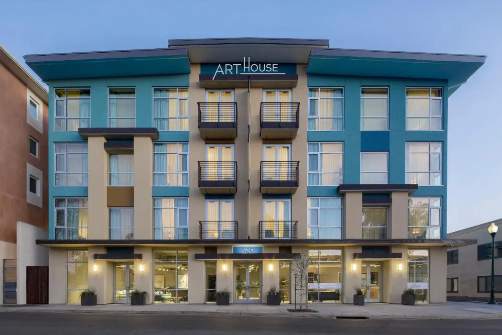 Art House Hotel and Suites hotel hero