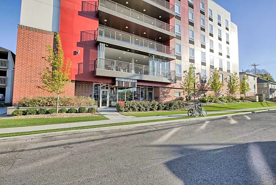 The Urban hotel hero