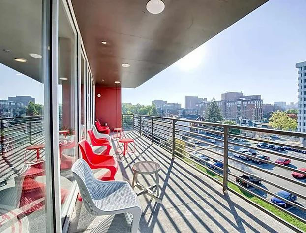 The Urban hotel detail image 4