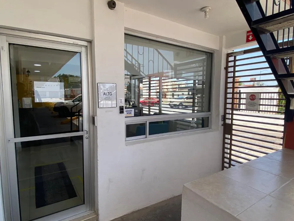 Hotel Los Robles hotel hero