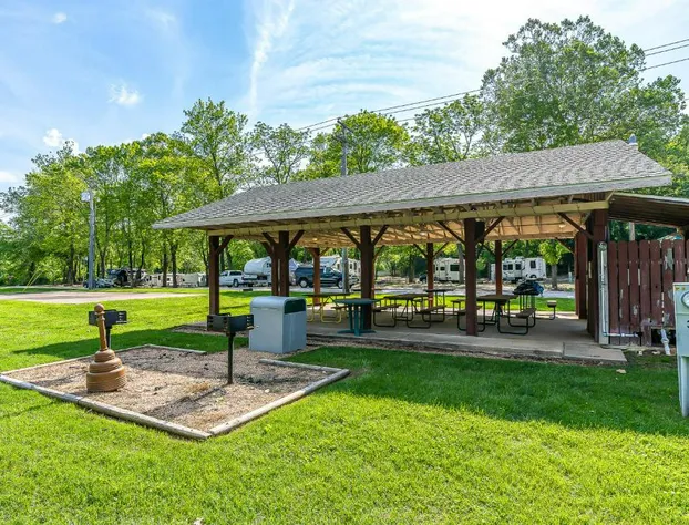 The Branson Getaway hotel detail image 3