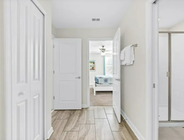 Much Fun Pocahontas Resort Home hotel detail image 1