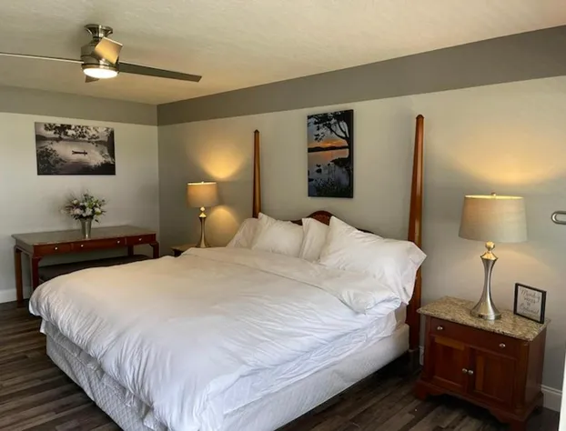 Idle Awhile Resort hotel detail image 3