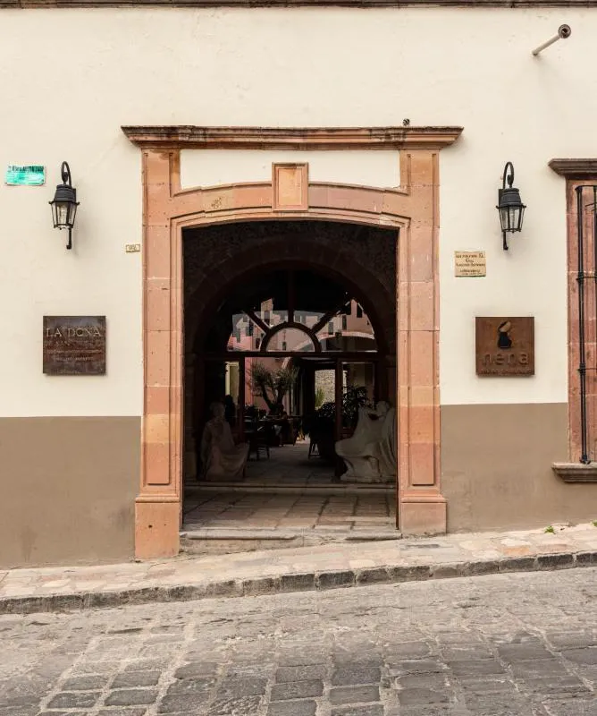 Hotel Nena Centro hotel hero