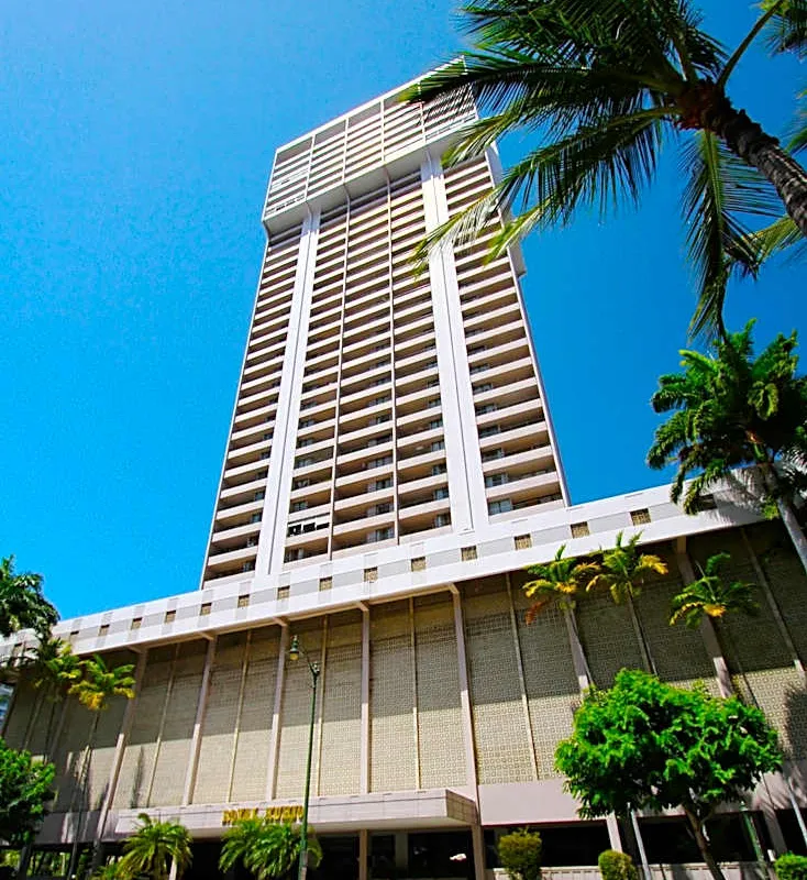 Royal Kuhio Resort hotel hero
