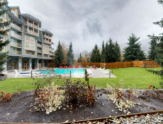 Whistler Cascade Lodge hotel detail image 3