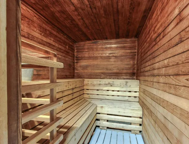 Bay Point Hillside 15D hotel detail image 2