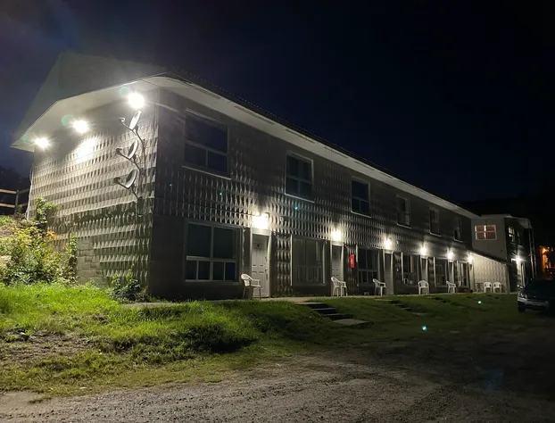 Muskoka Nights Motel hotel detail image 3