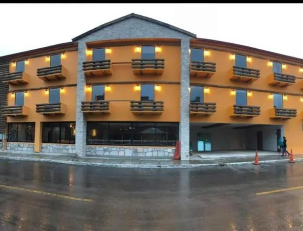 Santa Cruz Plus hotel detail image 1