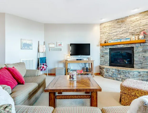 Reserve 27-D hotel detail image 1