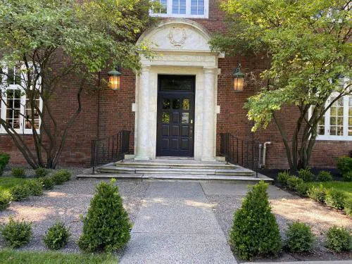 The Argus Hotel & Cocktail Lounge hotel detail image 3