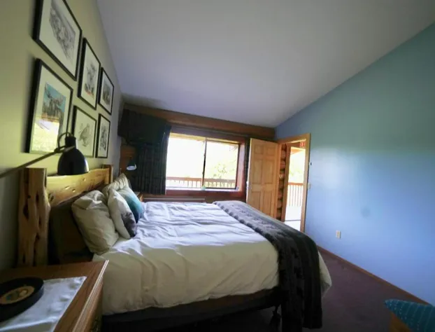 Flat Fish Lodge B&B hotel detail image 4