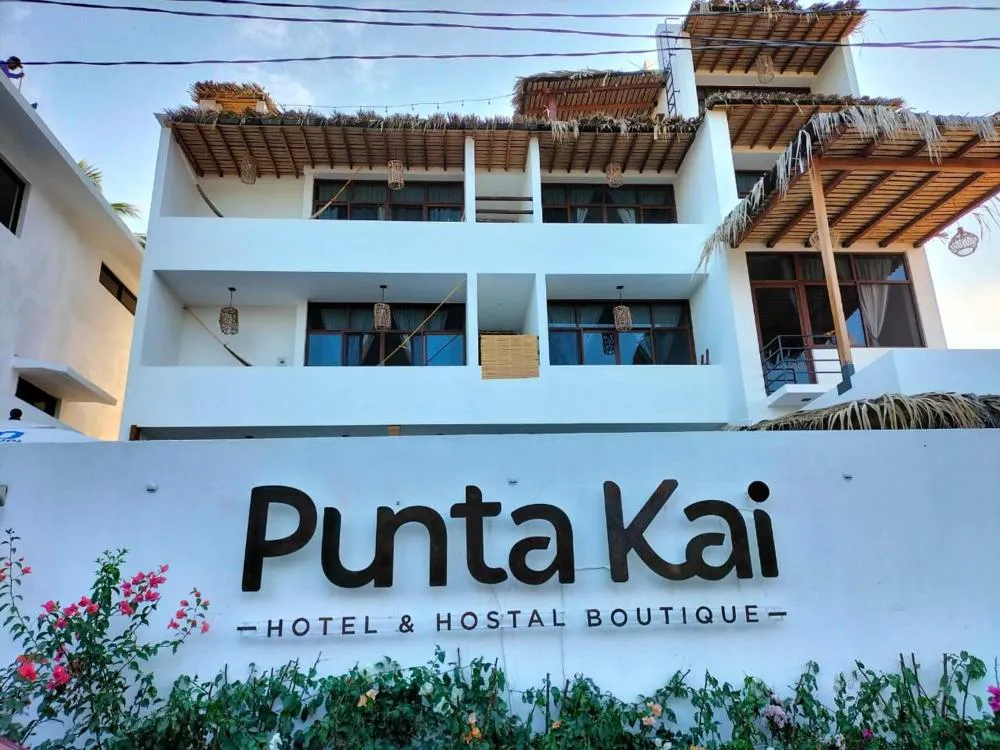 Punta Kai Hotel & Hostal hotel hero