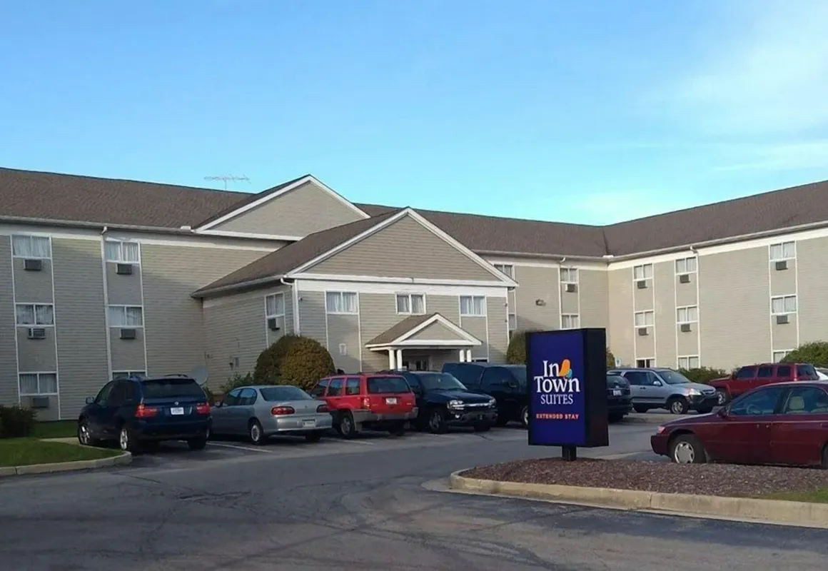Intown Suites Extended Stay Indianapolis In - Traders Point hotel hero