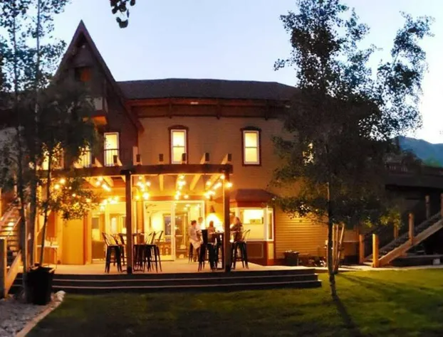 Clear Creek Inn hotel detail image 1