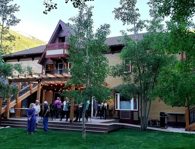 Clear Creek Inn hotel detail image 2