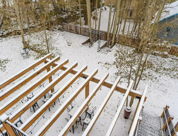 Clear Creek Inn hotel detail image 4