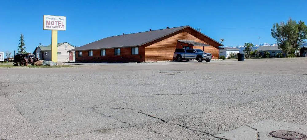 Boulder Inn hotel hero