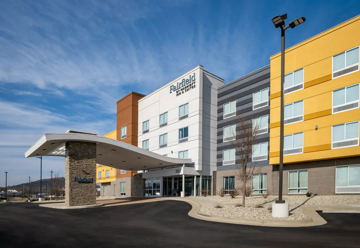 Fairfield Inn & Suites by Marriott Louisville Shepherdsville hotel hero