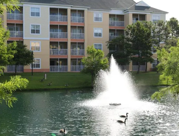 Unit at the Sheraton Broadway Plantation hotel detail image 1