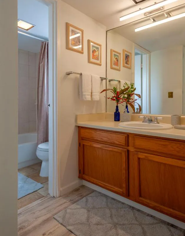 Sealodge B6 - beautiful ocean view romantic hideaway recently updated inside hotel hero