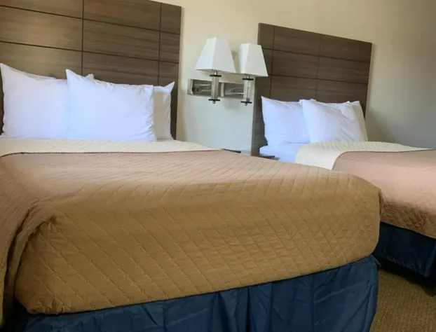 Lakes Area Inn hotel detail image 3